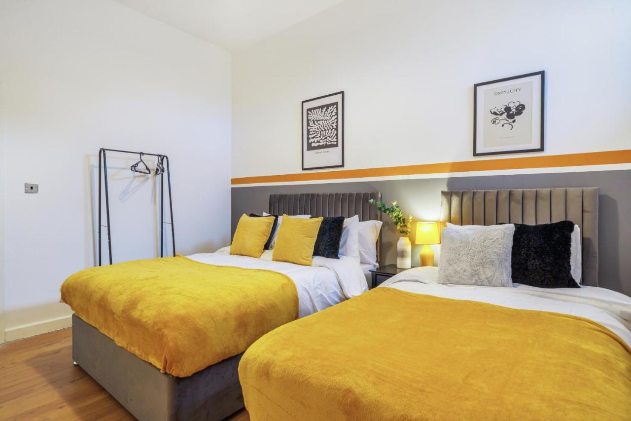Spacious City Centre Apartment - Sleeps 8 Liverpool Kültér fotó